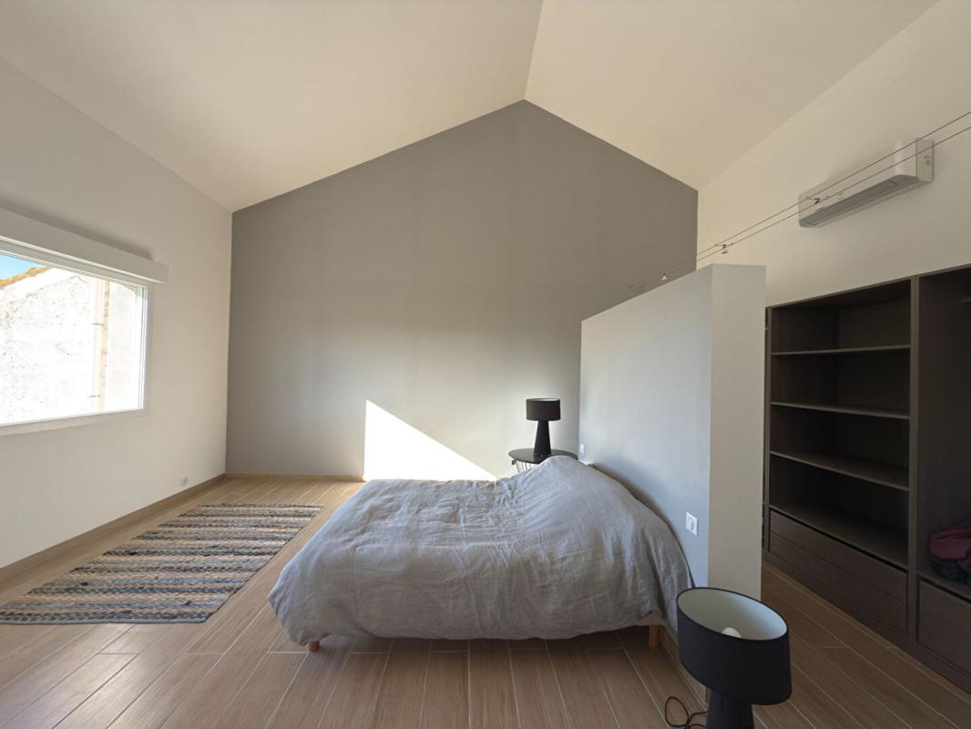 BEZIERS Propriété de 1,5 hectare avec dépendance et grand garage, à 5 min de Béziers 9