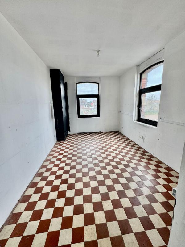 ALBERT Immeuble Albert 16 pièce(s) 326 m2 . Bâtiment chargé d'histoire , Idéal pour investisseur ou marchand de biens 8