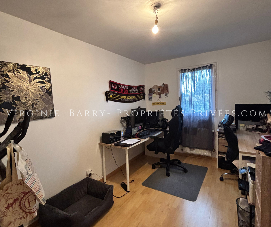 ROCHEFORT MAISON T3 AVEC GRAND GARAGE ET JOLI JARDIN BIEN EXPOSÉ 6