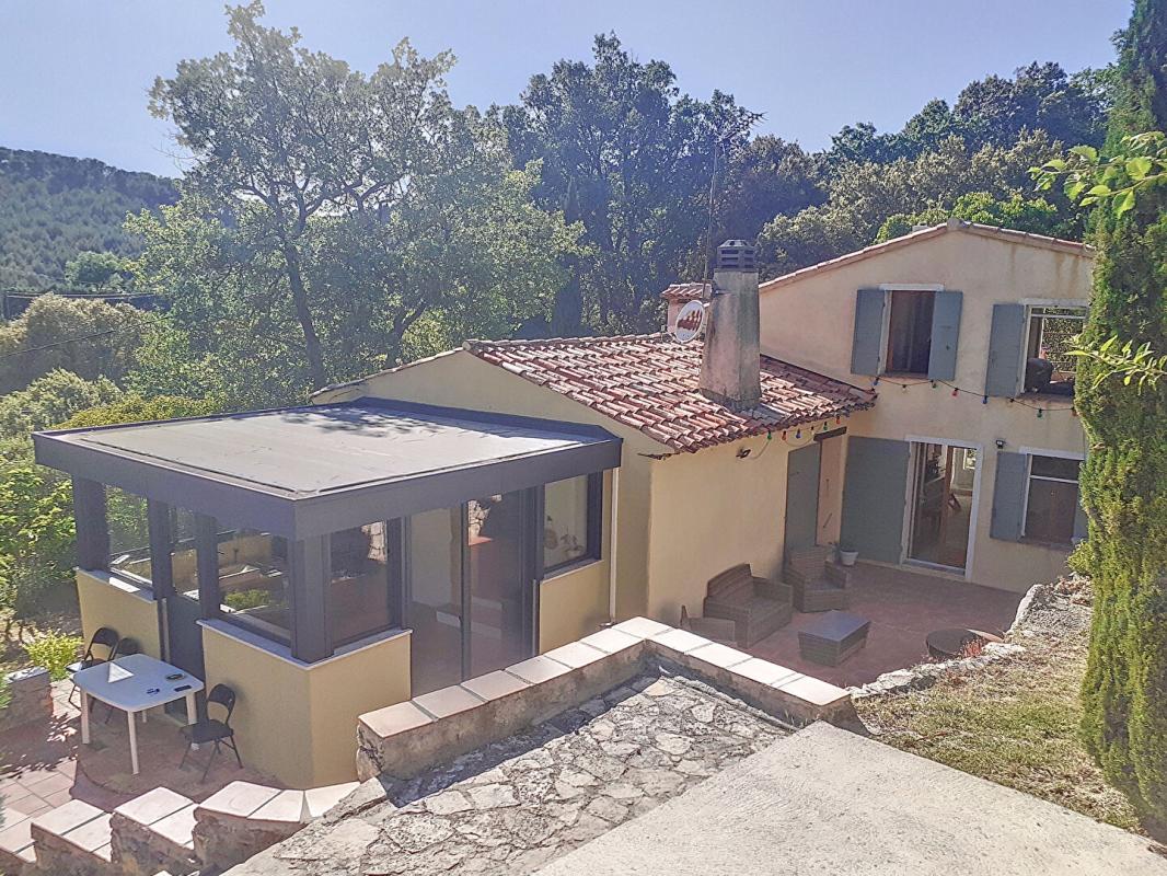 LA ROQUEBRUSSANNE Villa de 144 m2 sur terrain de 5689m² avec vue exceptionnelle et piscine - La Roquebrussanne 18