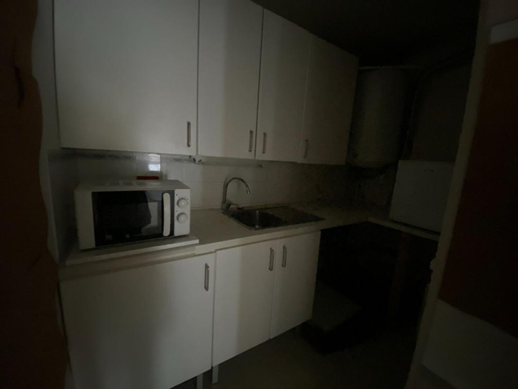 SALON-DE-PROVENCE SALON DE PROVENCE - Bureaux  centre ville 4