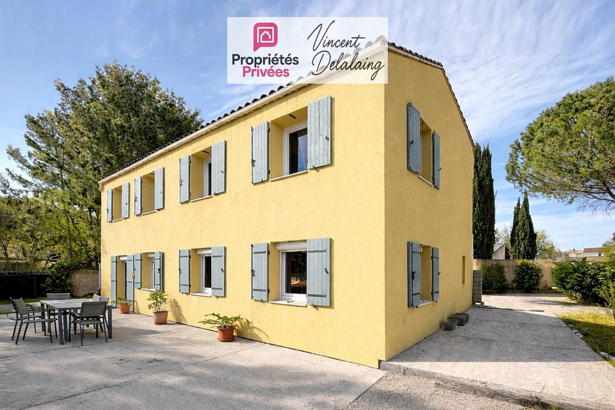 PERTUIS Maison familiale avec piscine, studio indépendant et vue Luberon 6