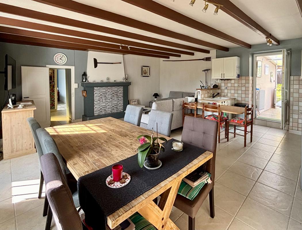 SAINT-ANDRE-DES-EAUX Maison Saint Andre Des Eaux- grand terrain - 145 m2 habitable possible 1