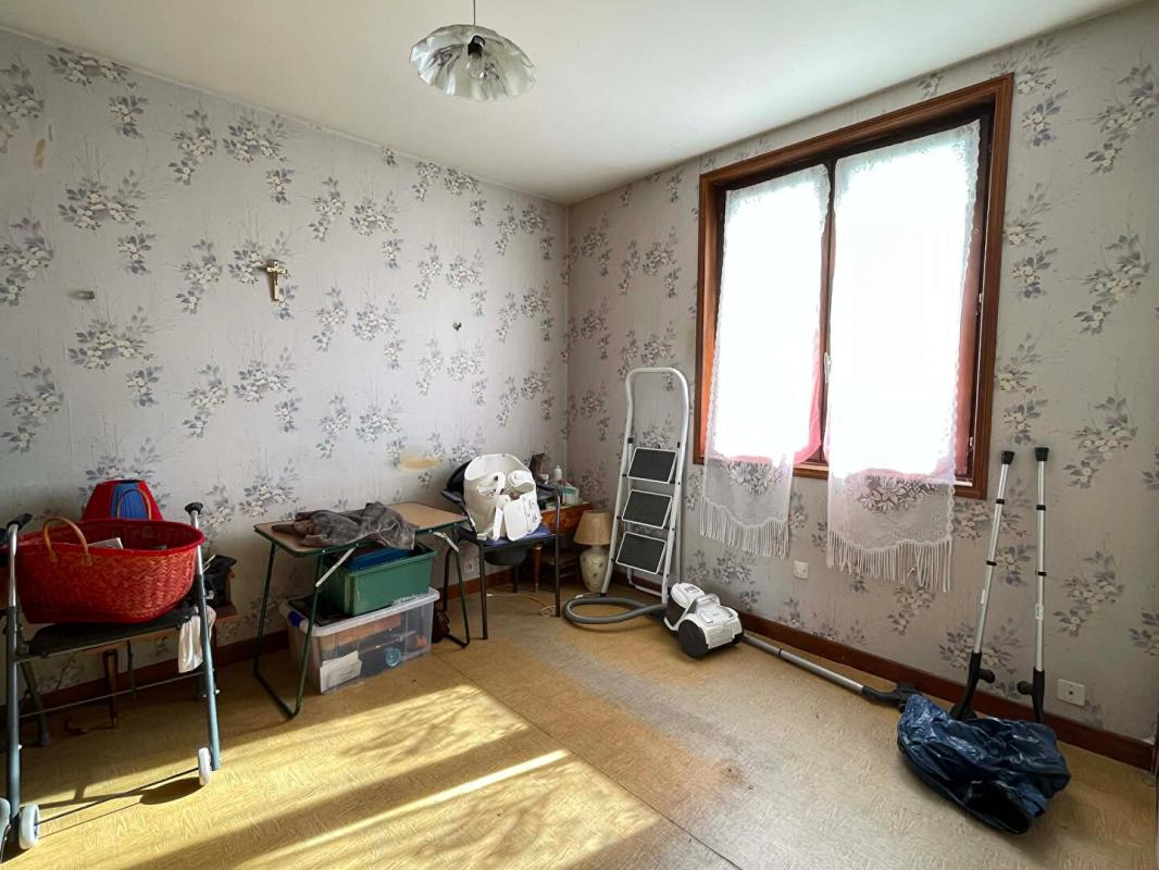 BOEN-SUR-LIGNON Maison Boen Sur Lignon 4 pièce(s) 96 m2 6