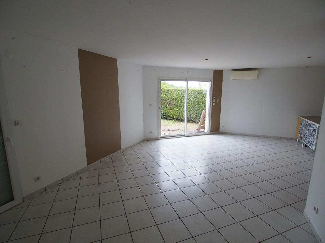 FENAY Maison familiale 5 chs 5