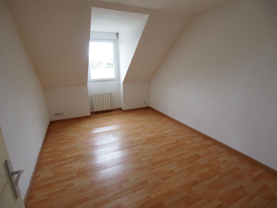 FENAY Maison familiale 5 chs 8