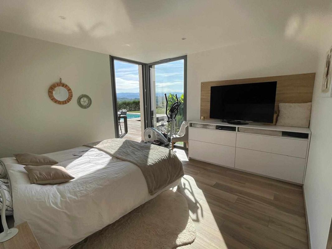 RAMASSE Maison contemporaine haut gamme  220 m2-  4 chambres 11