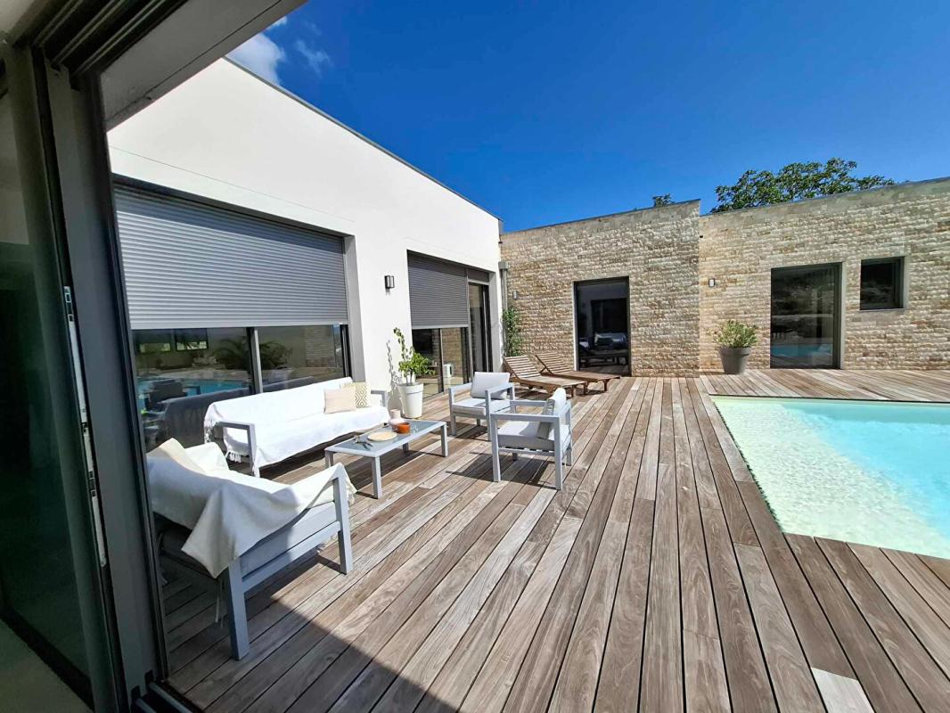 RAMASSE Maison contemporaine haut gamme  220 m2-  4 chambres 8