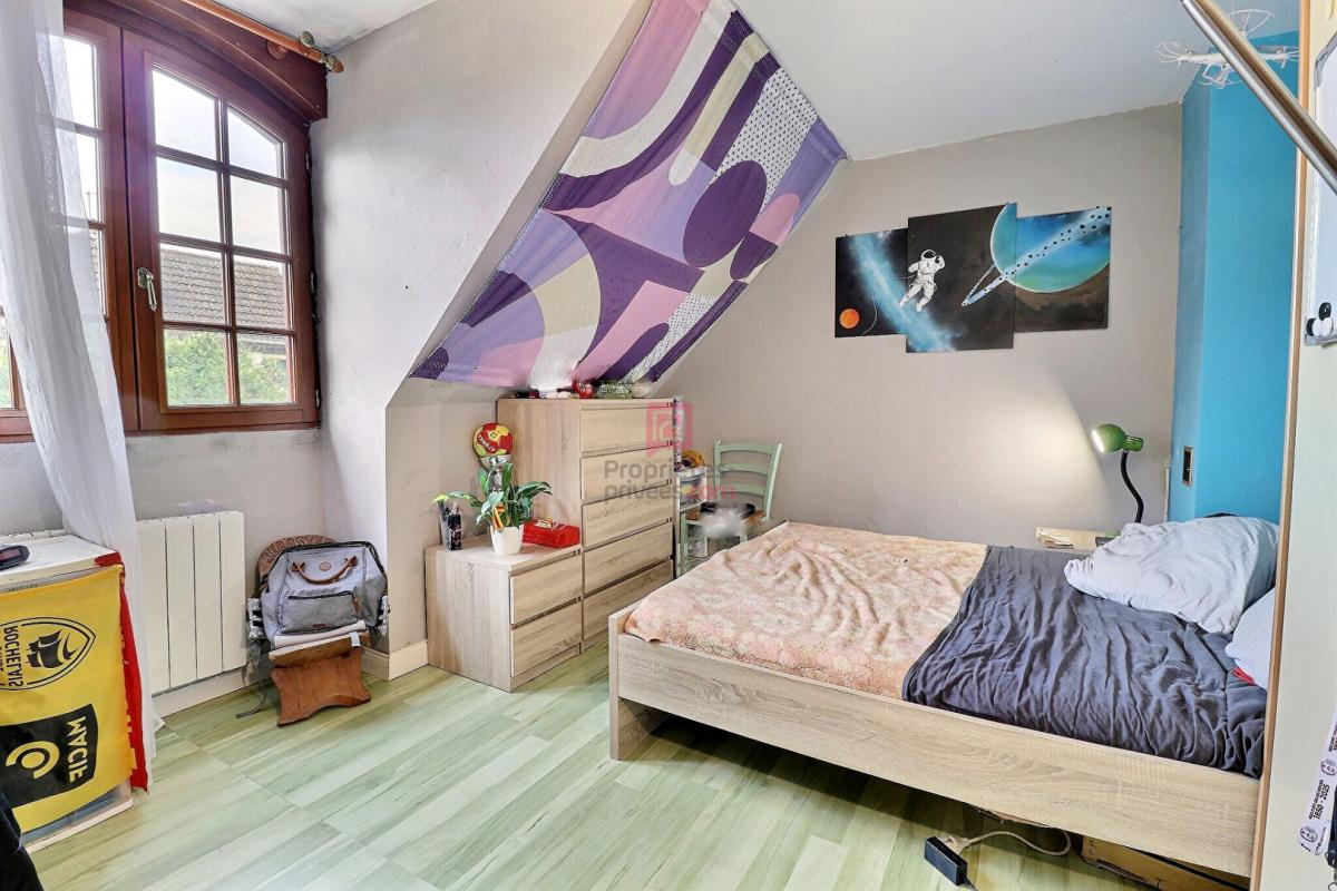 BRETIGNY-SUR-ORGE Maison Bretigny Sur Orge 7 pièces 176 m2 15