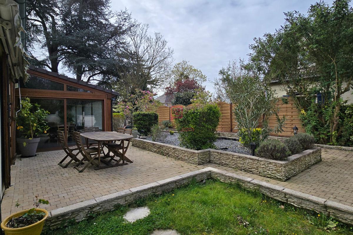 BRETIGNY-SUR-ORGE Maison Bretigny Sur Orge 7 pièces 176 m2 2