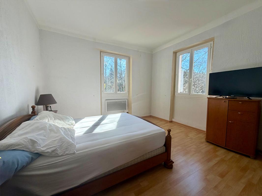 SAINT-AMBROIX Spacieuse maison avec grand terrain et double étage - Molières-sur-cèze 11