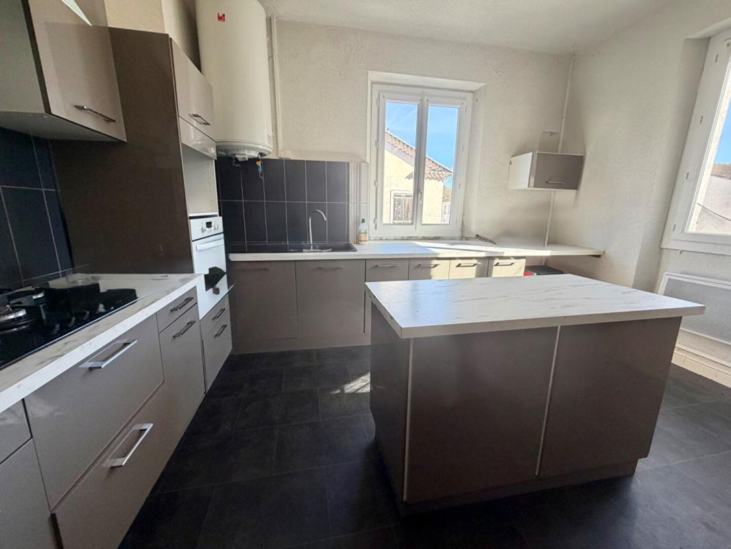 SAINT-AMBROIX Spacieuse maison avec grand terrain et double étage - Molières-sur-cèze 3