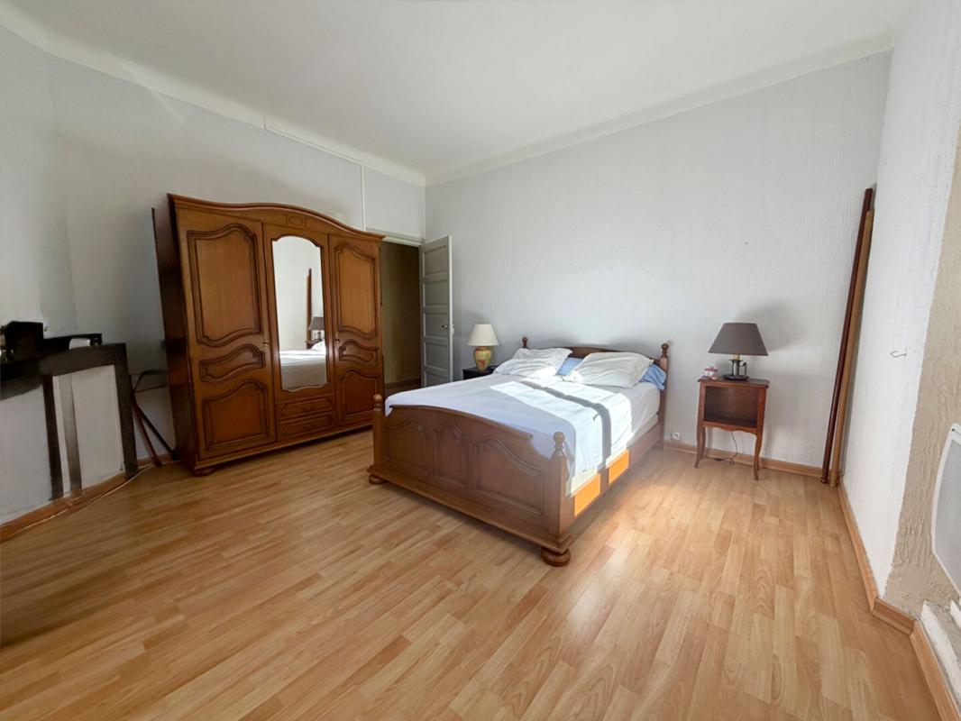 SAINT-AMBROIX Spacieuse maison avec grand terrain et double étage - Molières-sur-cèze 9