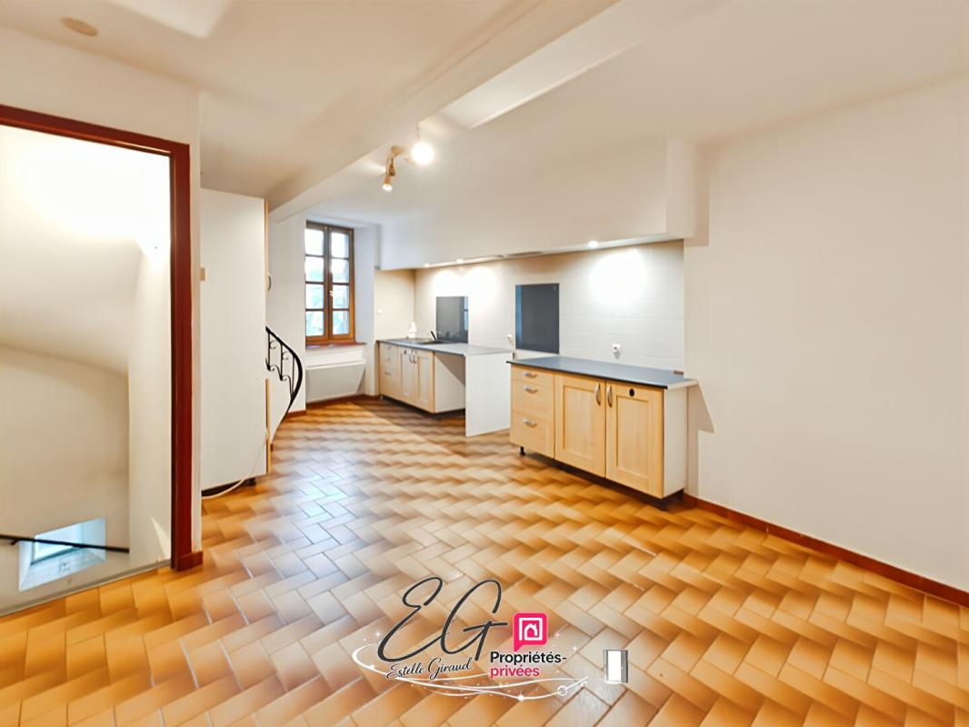 CAUNES-MINERVOIS Maison de village, 3 chambres, terrasse, atelier - Caunes-Minervois 2