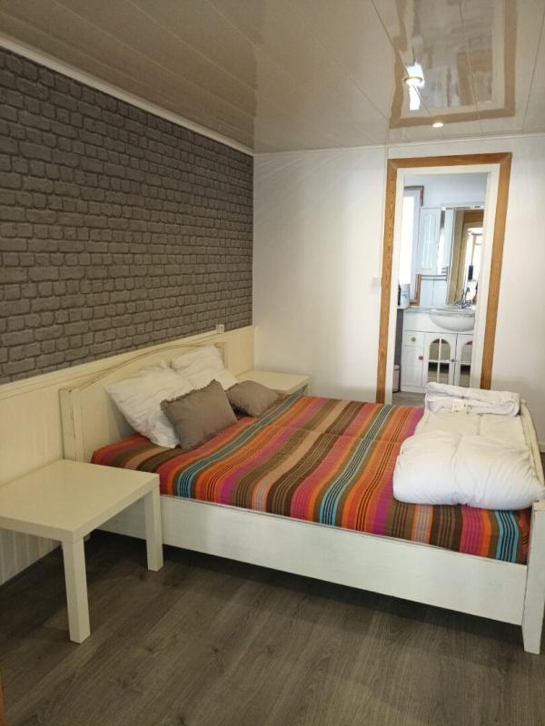 BOURBON-L'ARCHAMBAULT Immeuble Bourbon L Archambault 7 pièce(s) 220 m2 13