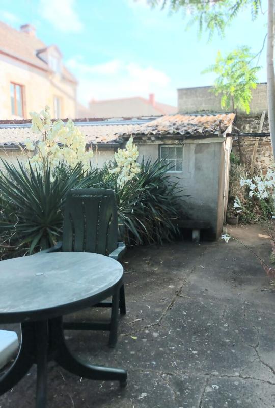 BOURBON-L'ARCHAMBAULT Immeuble Bourbon L Archambault 7 pièce(s) 220 m2 15