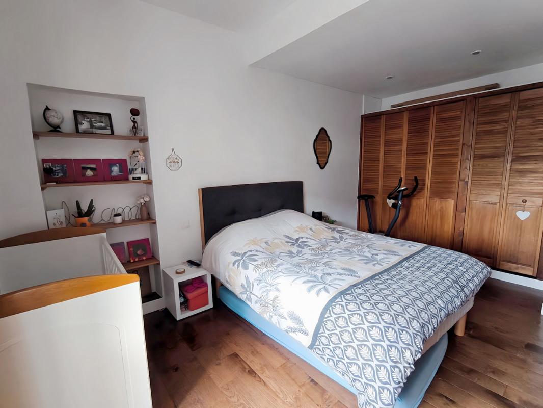 ALENCON Maison de ville avec jardin et garage 7