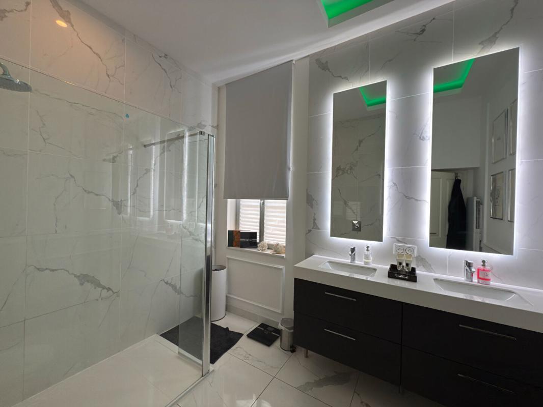 BEZIERS Maison bourgeoise de charme fin XIX  à Béziers 17