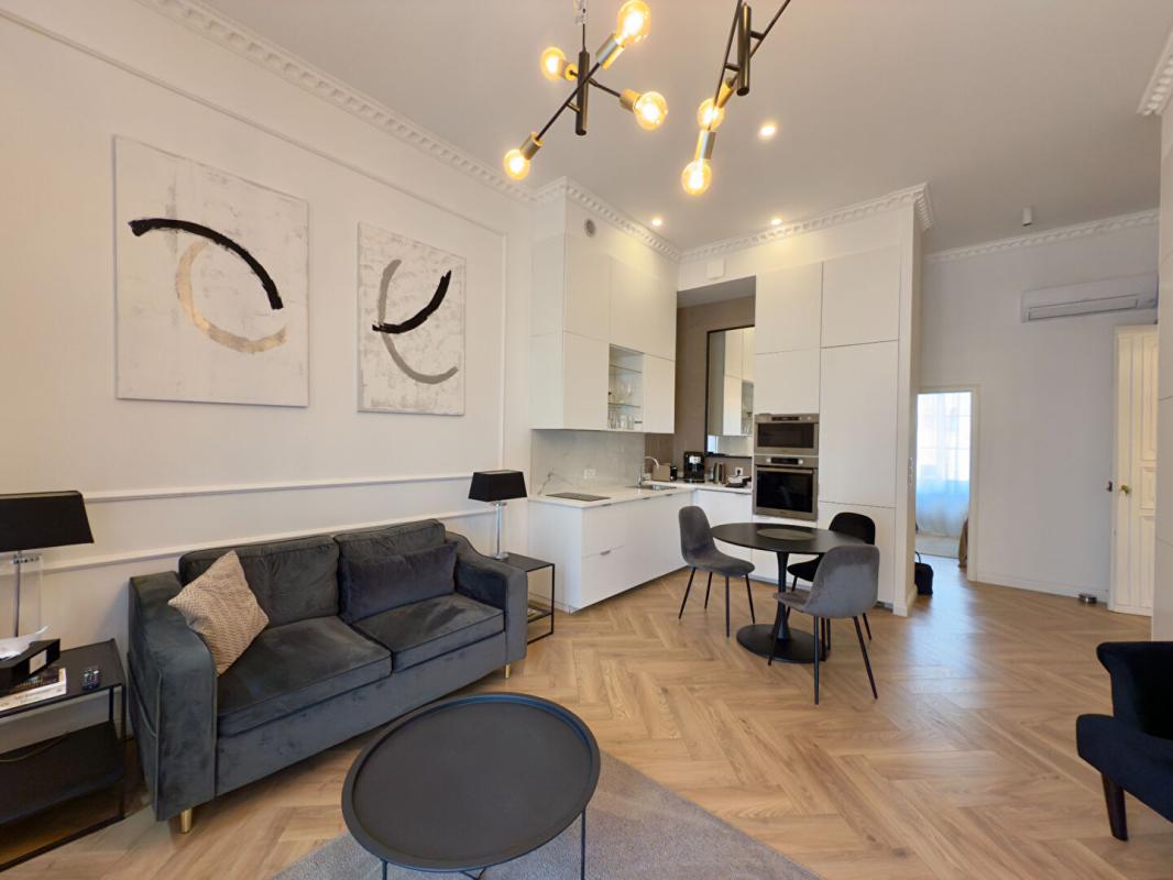 BEZIERS Maison bourgeoise de charme fin XIX  à Béziers 5