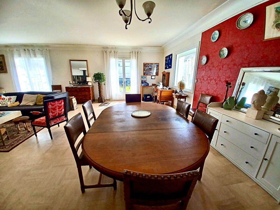 ALLAIRE Maison néo-bretonne au bourg d'Allaire 6 pièce(s) 180 m2 5