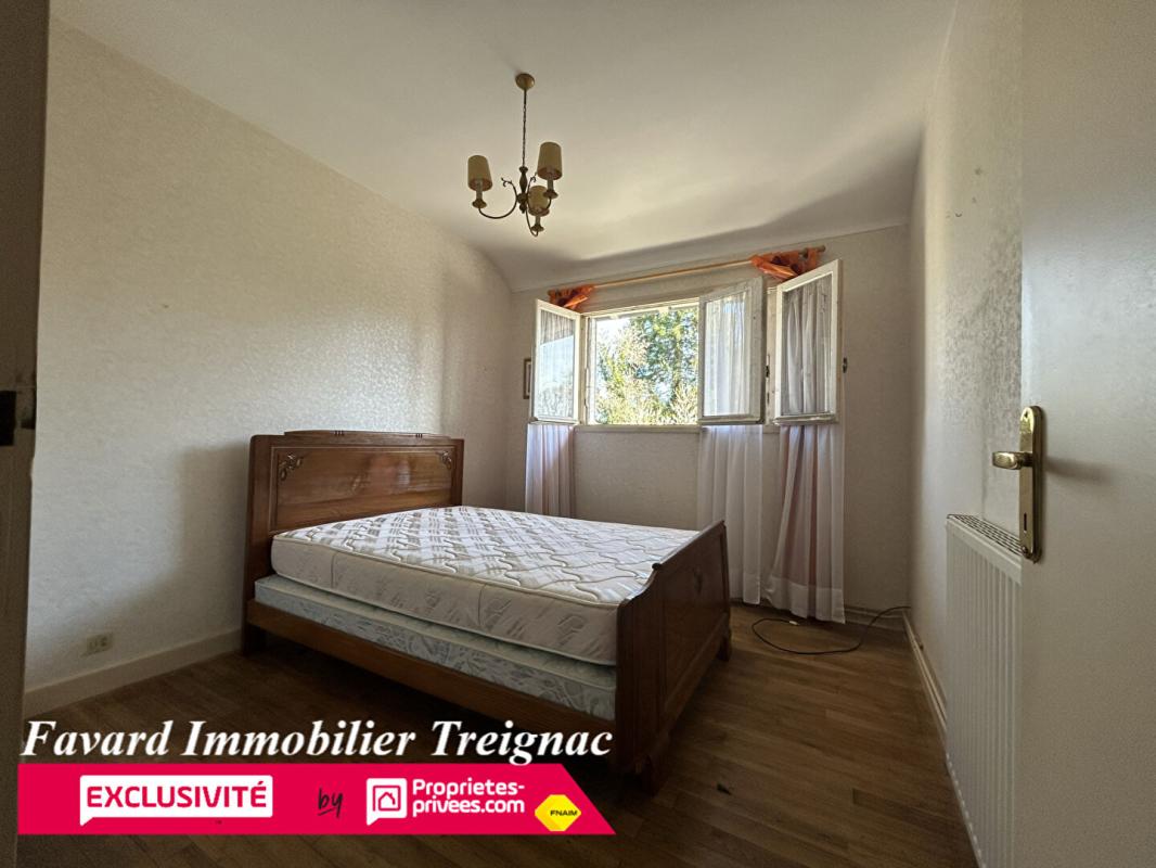 LE LONZAC Maison 90 m² + atelier 45 m² + dépendances sur 1532 m² idéal habitation ou activité 9