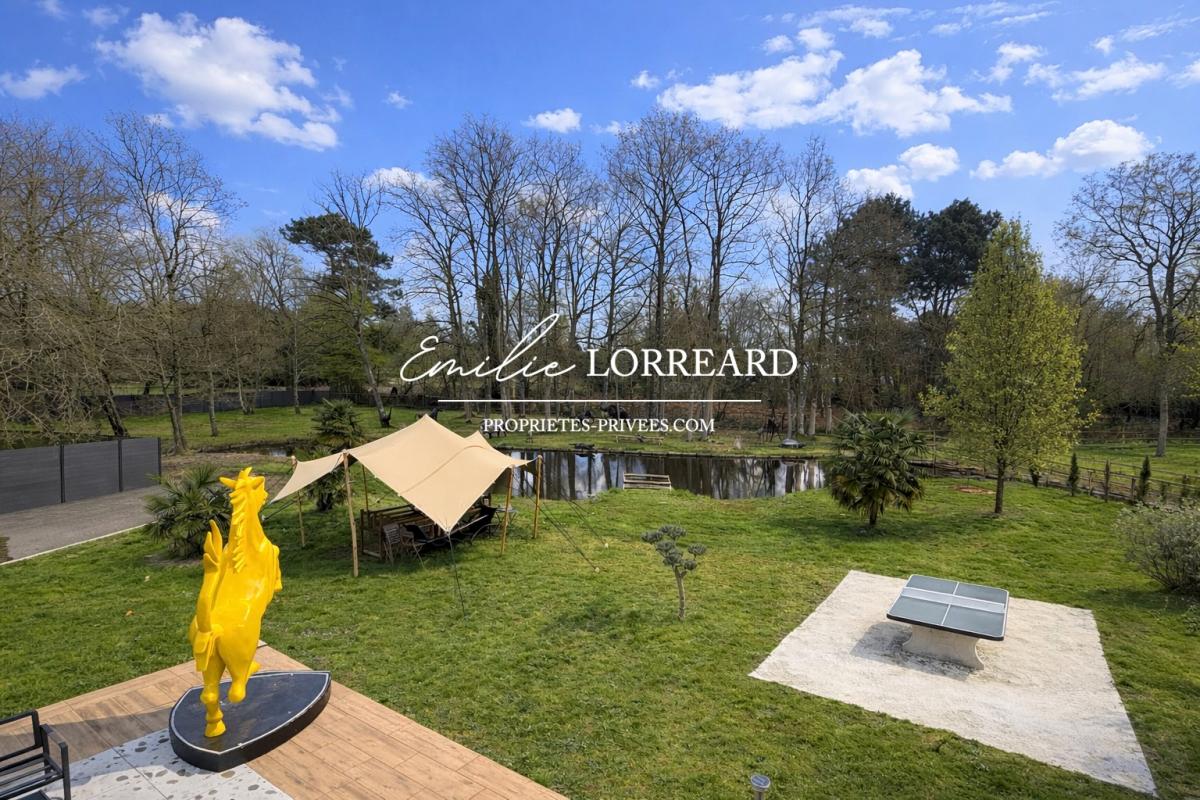 ARNAGE Maison Spay 6 pièce(s) 216 m2 16