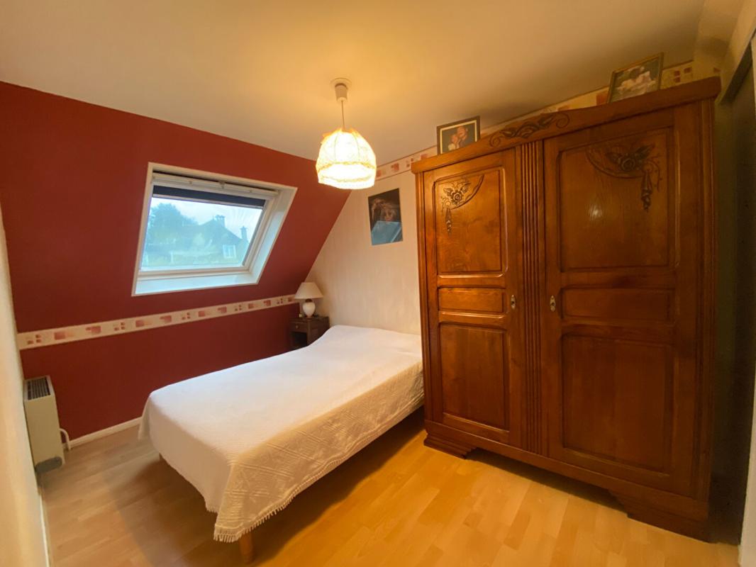 OLORON-SAINTE-MARIE Charmante maison familiale T4 avec jardin et garage  Quartier calme et recherché dans  Oloron-Sainte-Marie 8