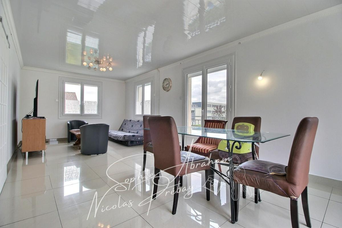 ANGERVILLE Maison, 6 chambres, sur sous-sol total avec jardin clos 5