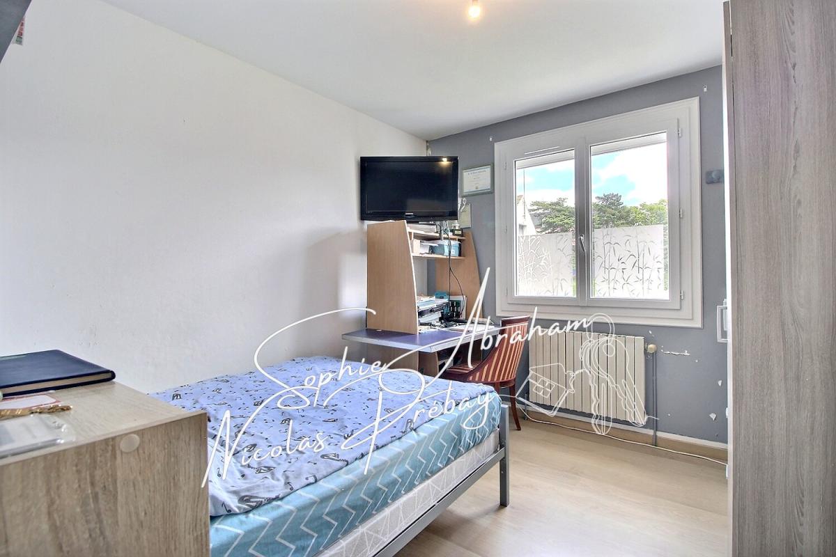 ANGERVILLE Maison, 6 chambres, sur sous-sol total avec jardin clos 6