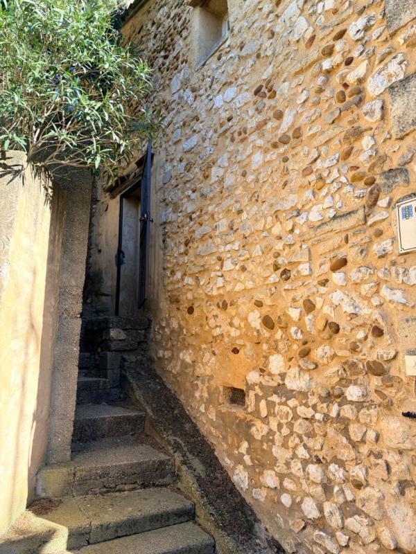 ESTEZARGUES Maison Estezargues 2 pièce(s) 18 m2 66000 1