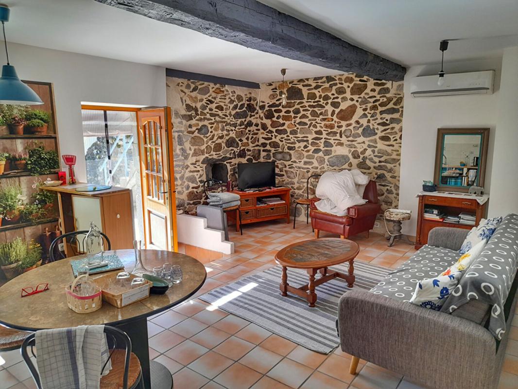 BEOST Charmante maison de village avec jardin face aux montagnes 1