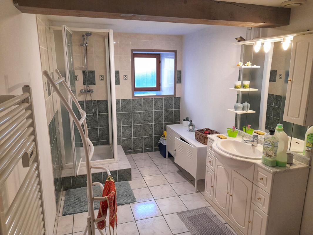 BEOST Charmante maison de village avec jardin face aux montagnes 11