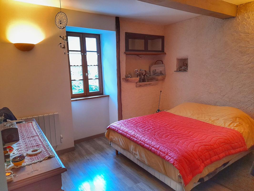 BEOST Charmante maison de village avec jardin face aux montagnes 14