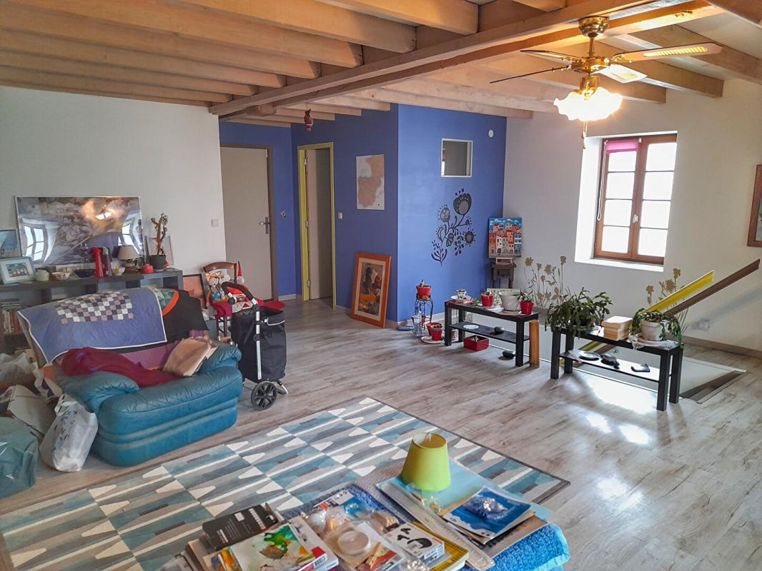 BEOST Charmante maison de village avec jardin face aux montagnes 15