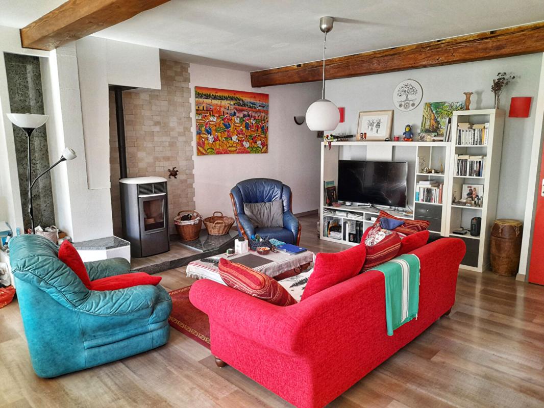 BEOST Charmante maison de village avec jardin face aux montagnes 2