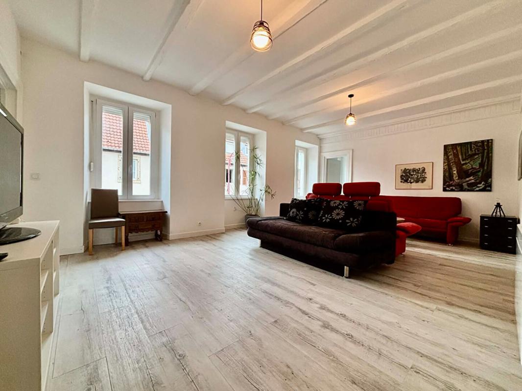 BEAUCOURT APPARTEMENT RÉNOVÉ 90 m²- CENTRE BEAUCOURT 2