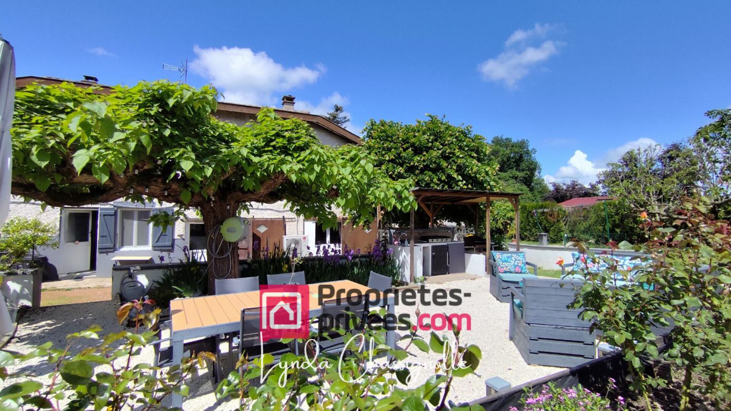 VOUGY Maison à Vougy - 185m² - 5 chambres - Entièrement rénovée 2