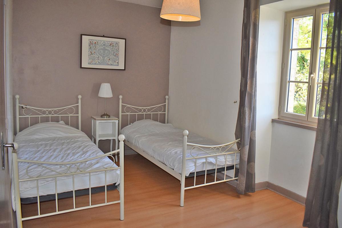 SAINT-AMAND-DE-COLY Maison Coly Saint Amand 6 pièce(s) 140 m2 15