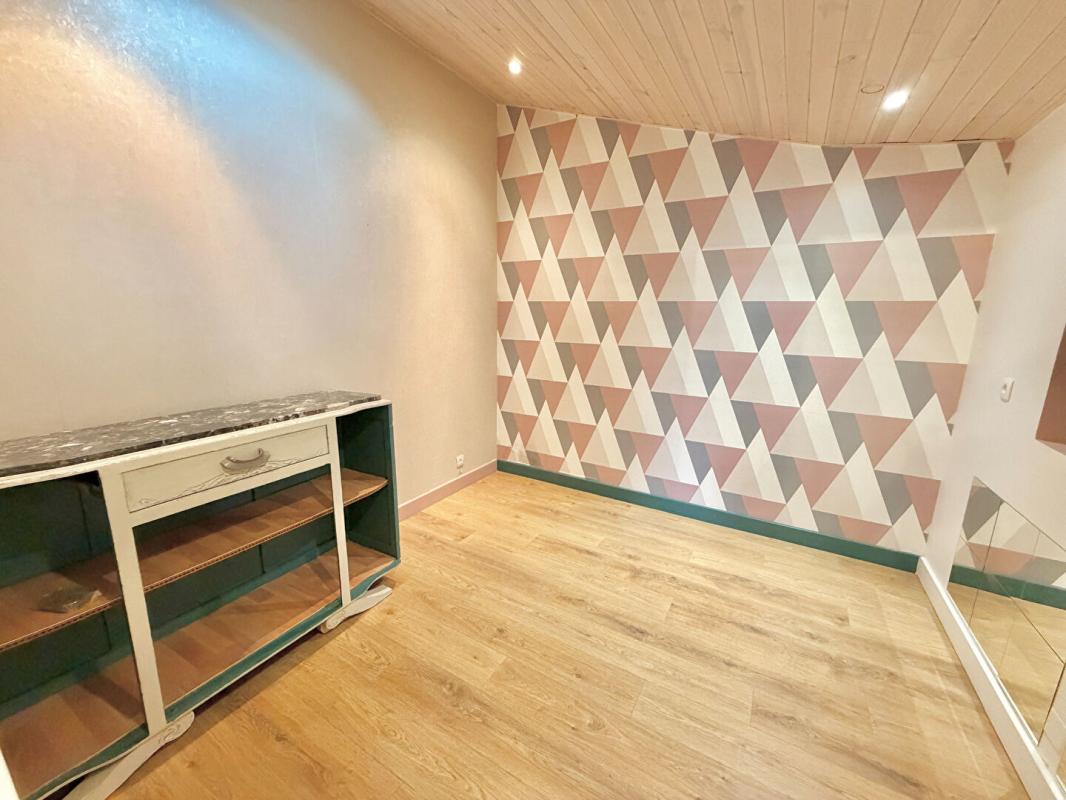 CAHORS Pradines (46090), maison 5 chambres 210 m2 sur 5000 m² de terrain avec piscine 14
