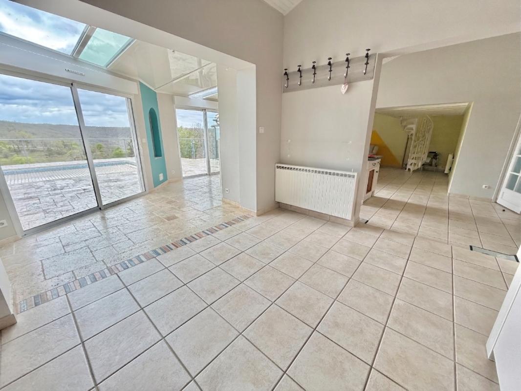 CAHORS Pradines (46090), maison 5 chambres 210 m2 sur 5000 m² de terrain avec piscine 3
