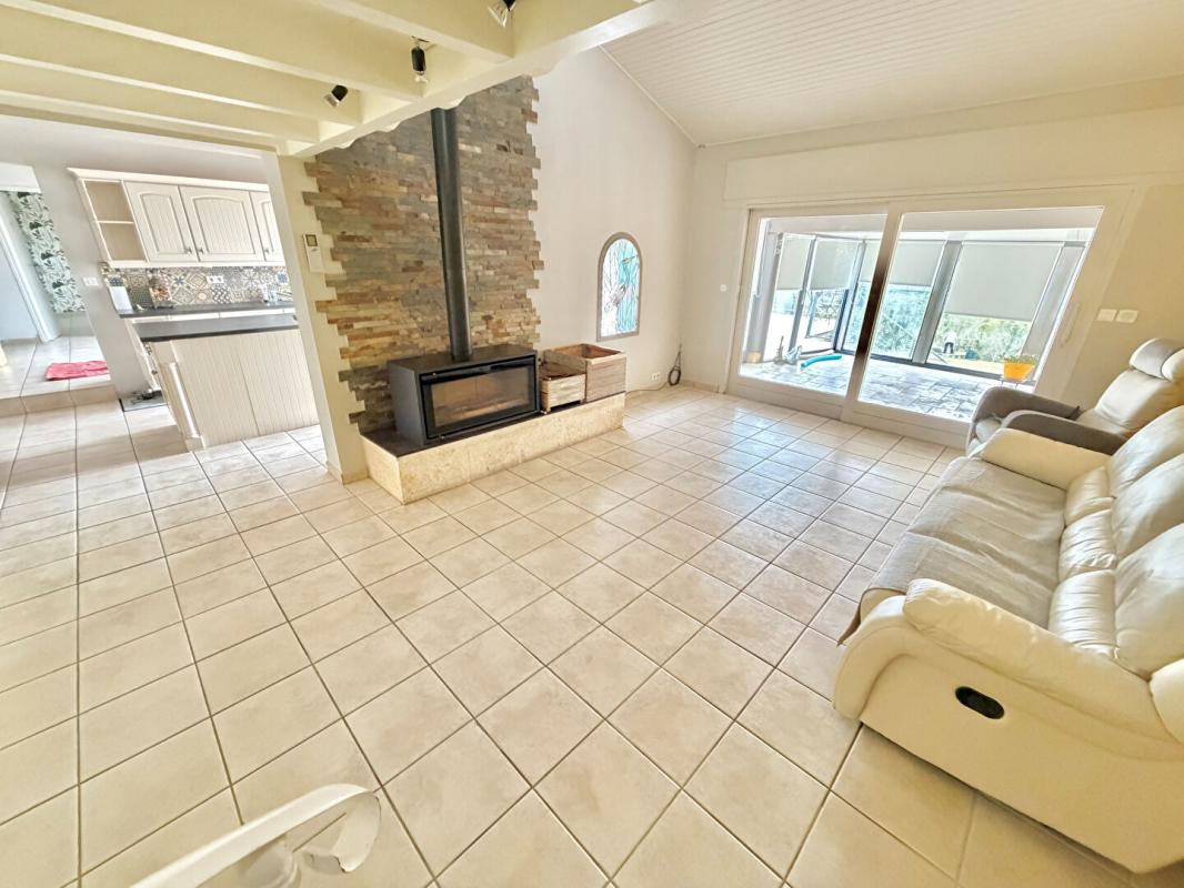 CAHORS Pradines (46090), maison 5 chambres 210 m2 sur 5000 m² de terrain avec piscine 7