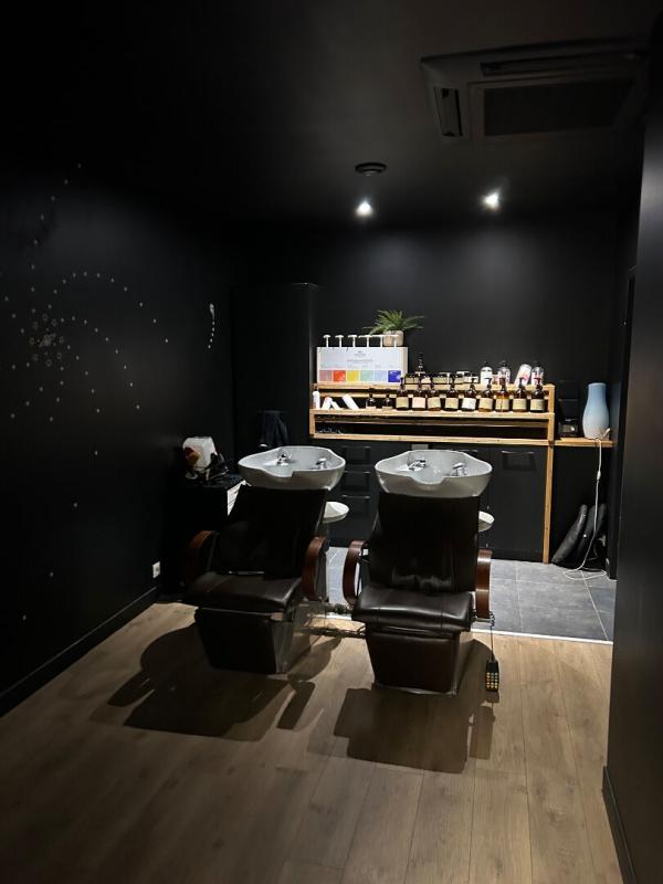 BORDEAUX 33000 BORDEAUX -  centre ville SALON DE COIFFURE  65 m² 4