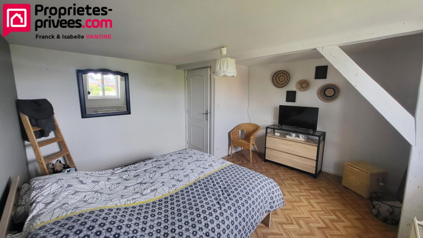 LAMBERSART Exceptionnel corps de ferme au carré -  Verlinghem - 249 m² 12