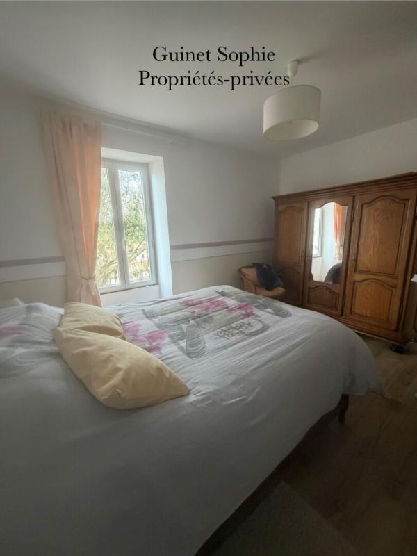 SAINTE-HERMINE Maison Sainte Hermine 14 pièce(s) 332.6 m2 6