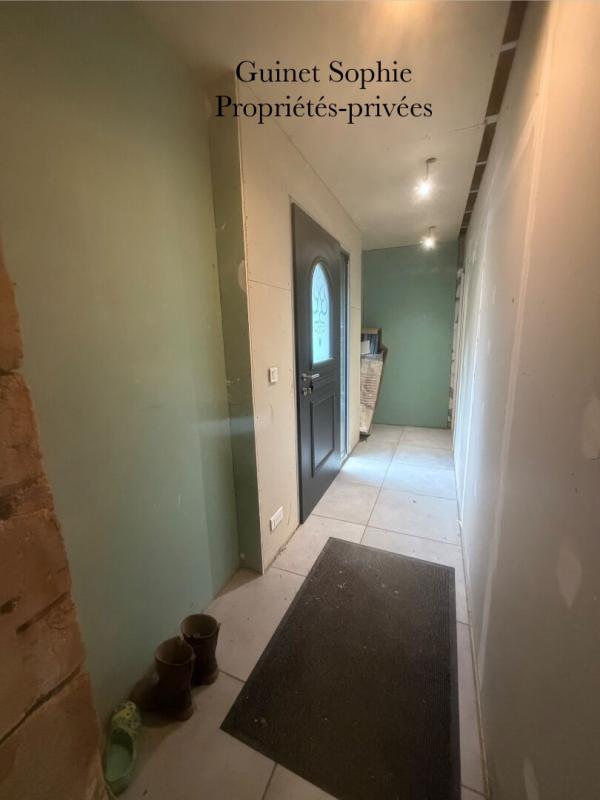 SAINTE-HERMINE Maison Sainte Hermine 14 pièce(s) 332.6 m2 9