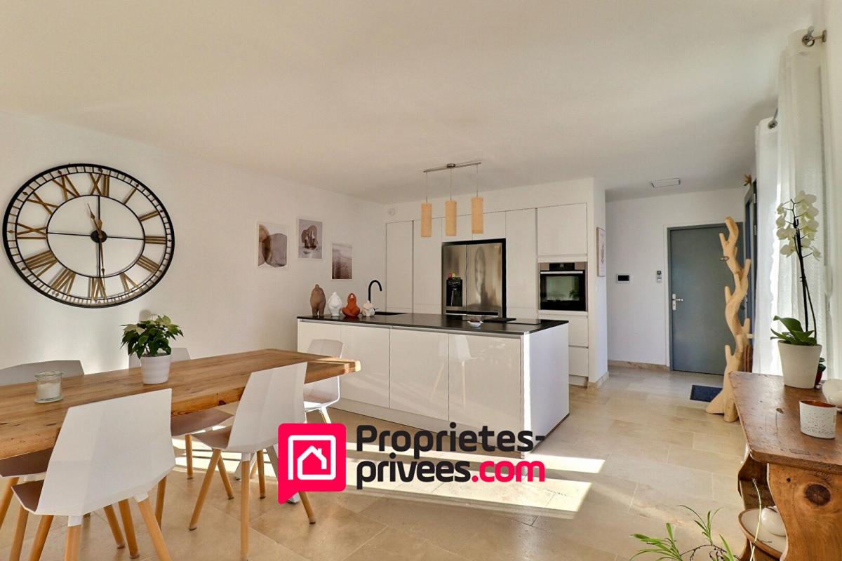 UZES Proche Uzès, Propriété  en campagne 7