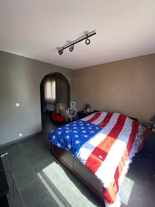 SAINT-MARTIN-DE-FONTENAY Maison  5 pièce(s) 121 m2 10