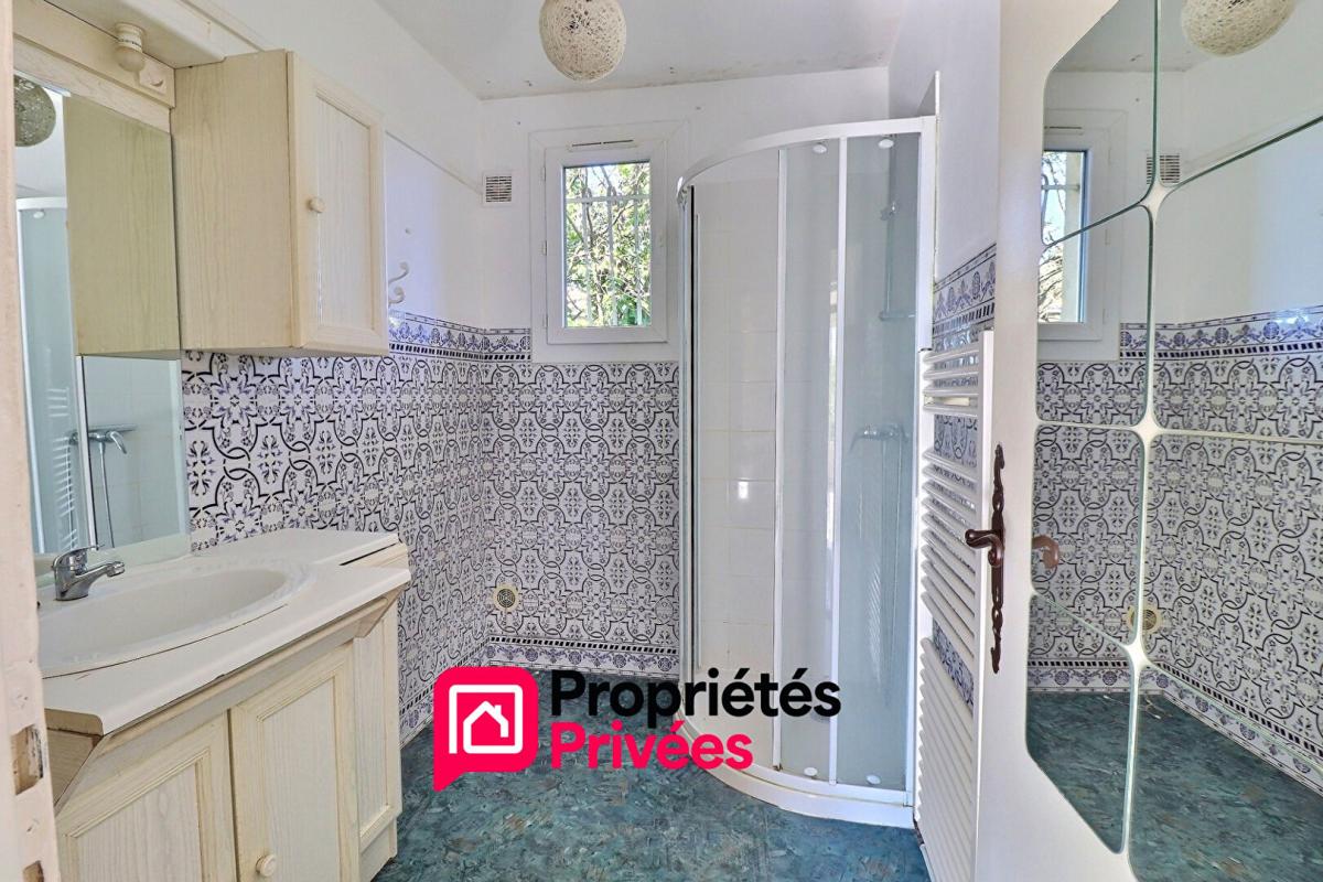 UZES Uzès, direction Nimes, Villa indépendante 10