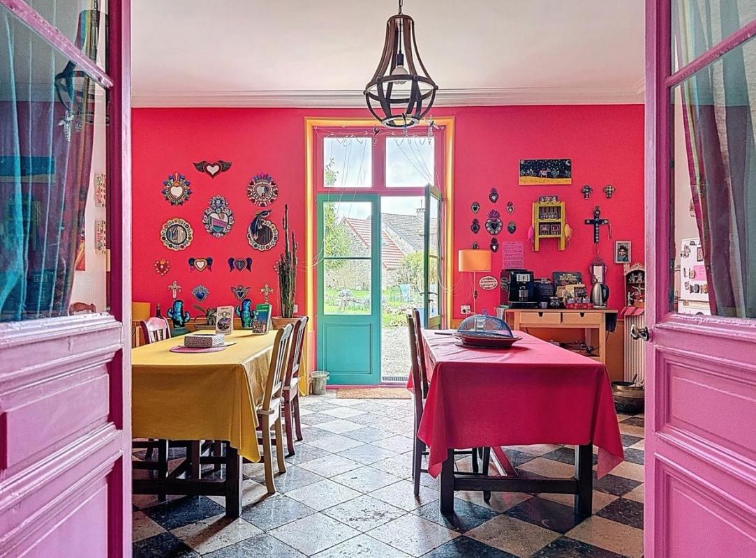 COMMARIN Demeure de prestige Commarin 12 pièce(s) 420 m2 entre PARIS et Lyon 11