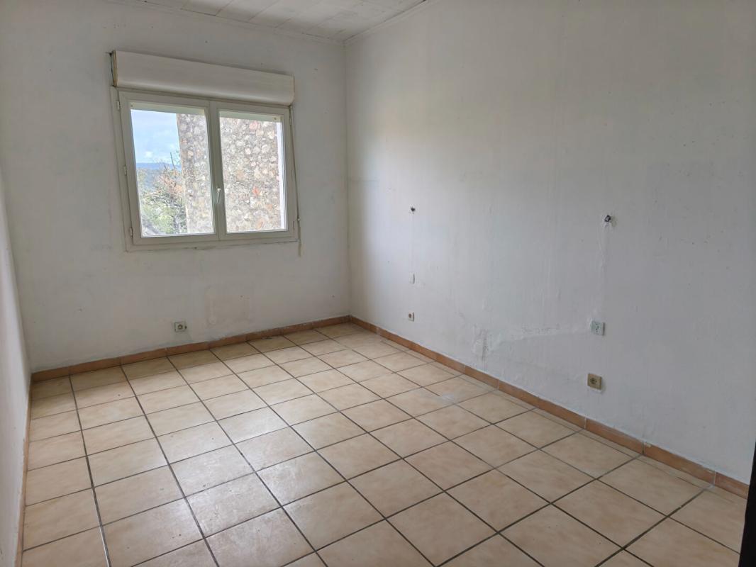 LANSAC Lansac Maison 2 appartements (T6+T4) 14